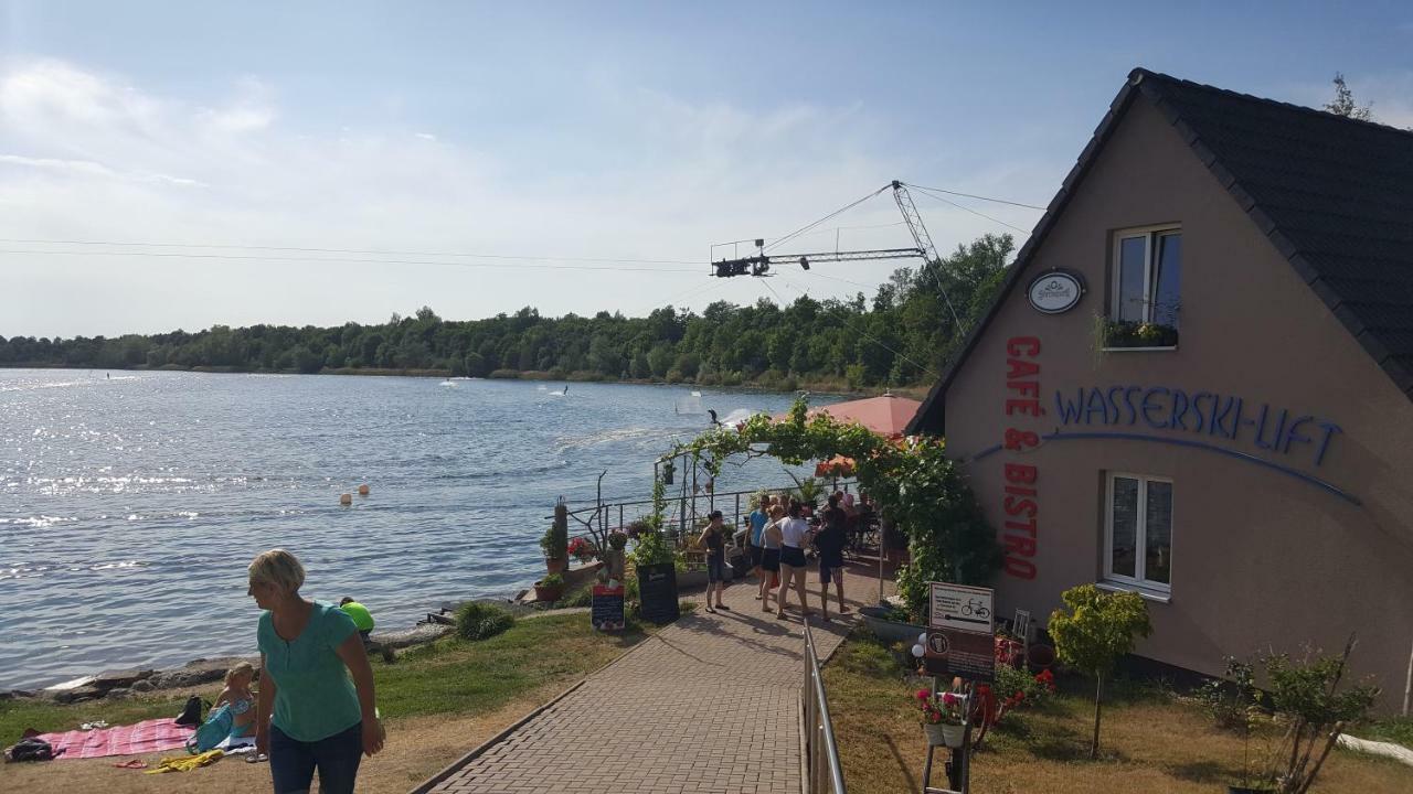 Fewo Am Kulkwitzer See Leipzig Extérieur photo